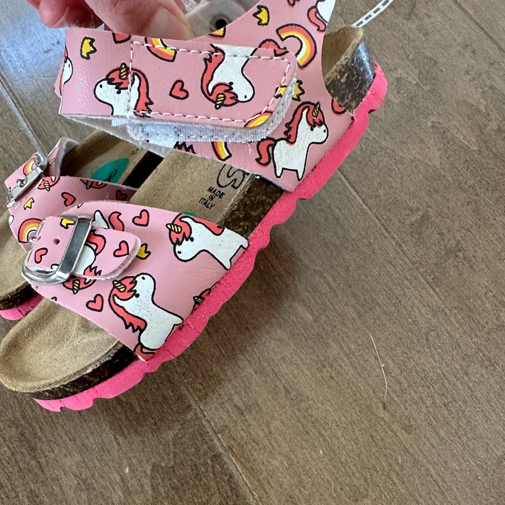 NWT Gems girls unicorn Velcro sandals